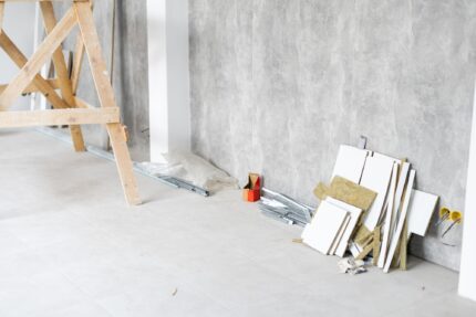 Immobiliensanierung trotz hoher Baukosten und Handwerkerengpässe weiterhin im Trend