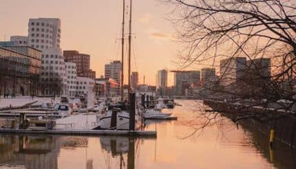 Wie alt ist Düsseldorf